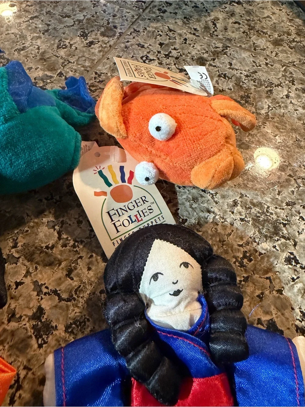 Dynamics of Manhattan Mei-Ling & Kiki VTG Finger Puppets & Finger Follies Fish